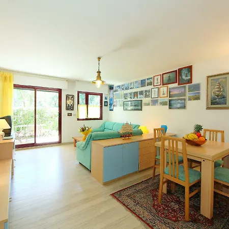 Apartment Villa Le Lys *