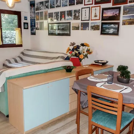 Apartment Villa Le Lys *